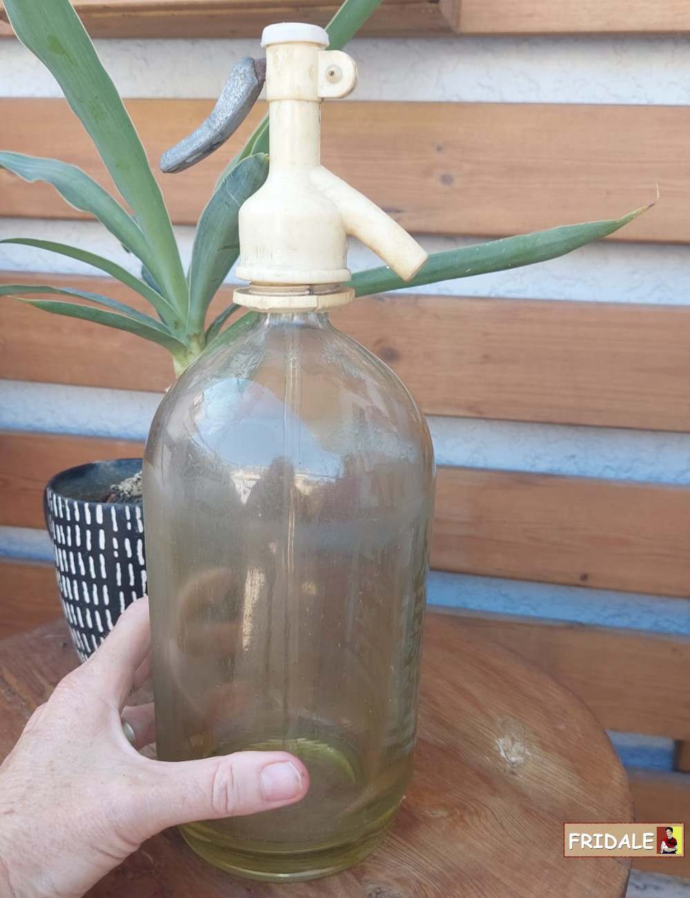 בקבוק סיפון זכוכית וינטג'