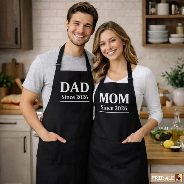 זוג סינרים להורים | מתנה שימושית להורים טריים או ותיקים